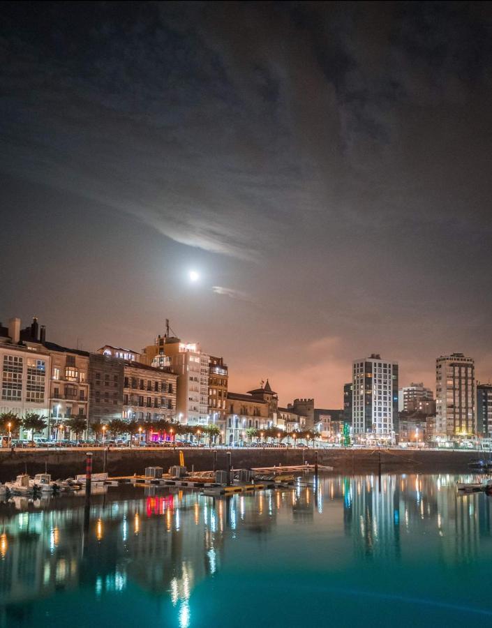 Apto. Vista Playa Poniente Lägenhet Gijón Exteriör bild