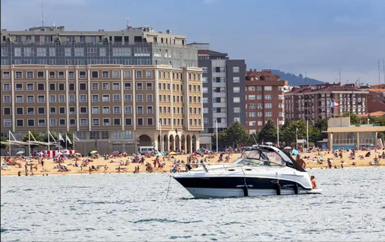 Apto. Vista Playa Poniente Gijón Exteriör bild