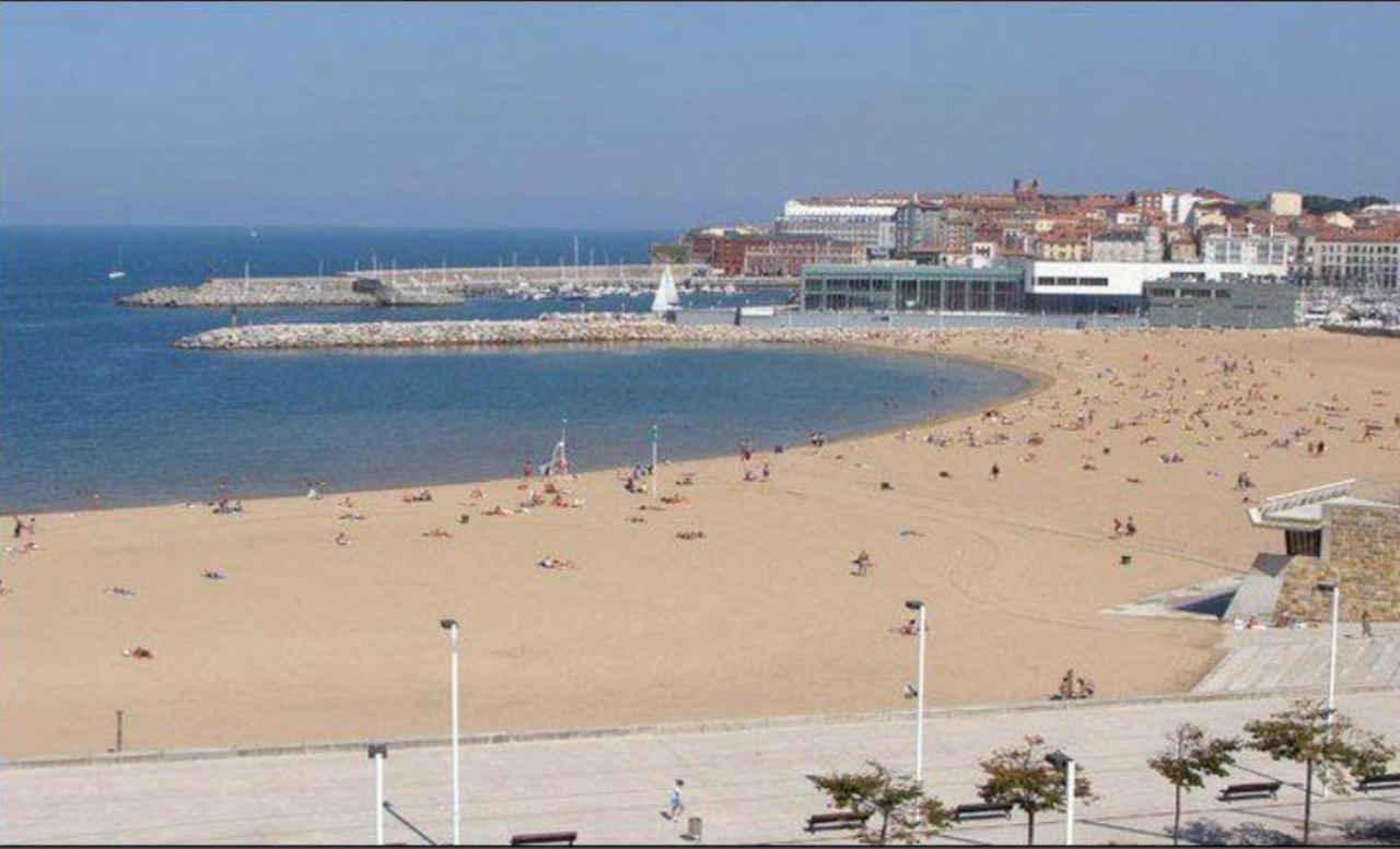 Apto. Vista Playa Poniente Gijón Exteriör bild