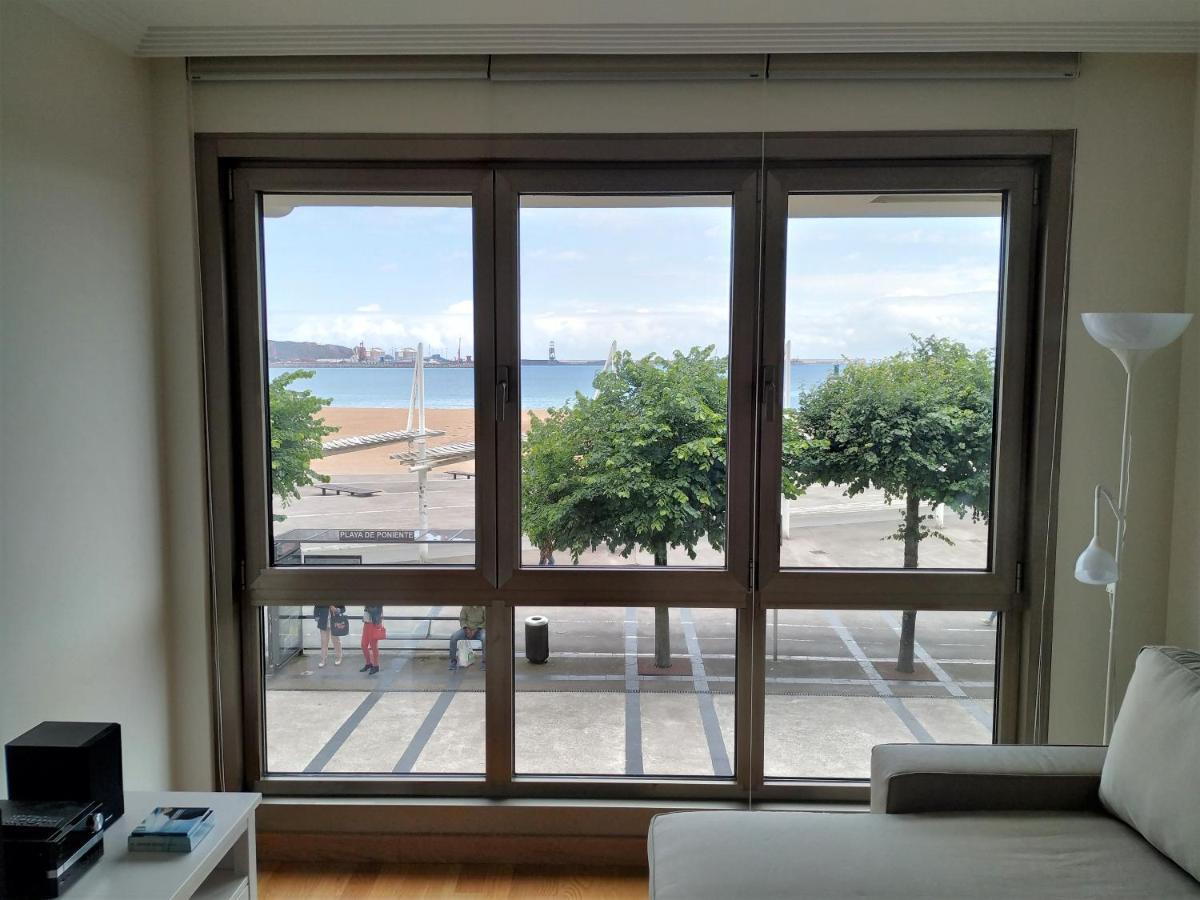 Apto. Vista Playa Poniente Gijón Exteriör bild